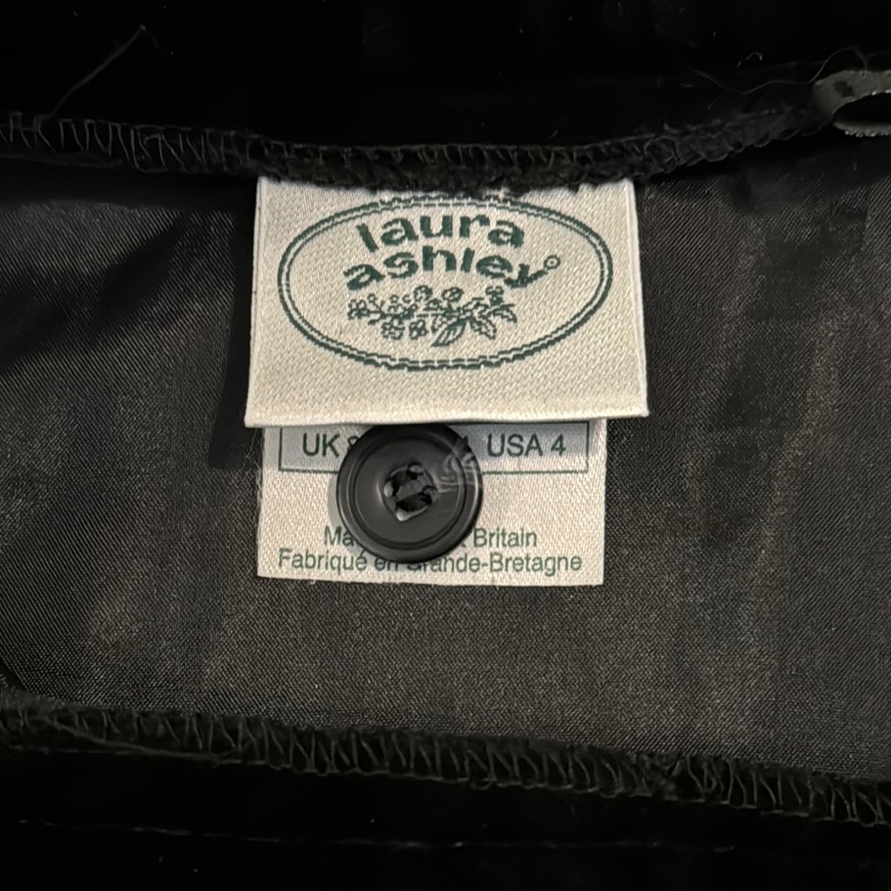 Laura Ashley Velvet Black Vintage Soft Luxe Lined Button Zip Up Midi Skirt 4 - Picture 5 of 11